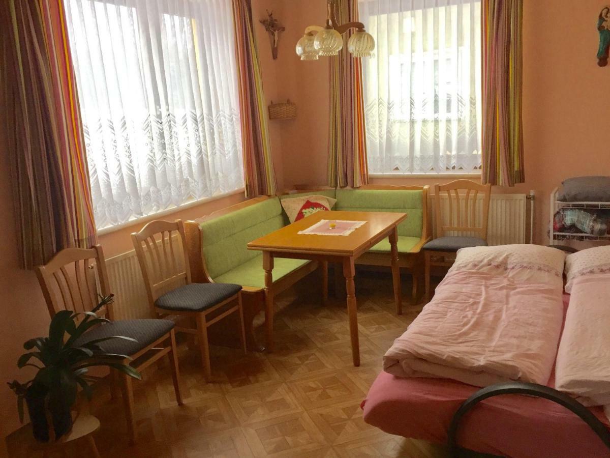 Amstetter'S Ferienwohnung Waldenstein  Екстериор снимка