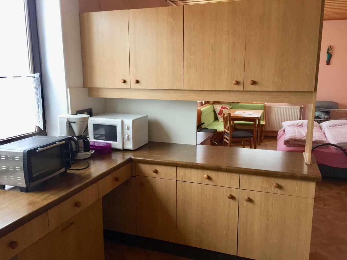 Amstetter'S Ferienwohnung Waldenstein  Екстериор снимка